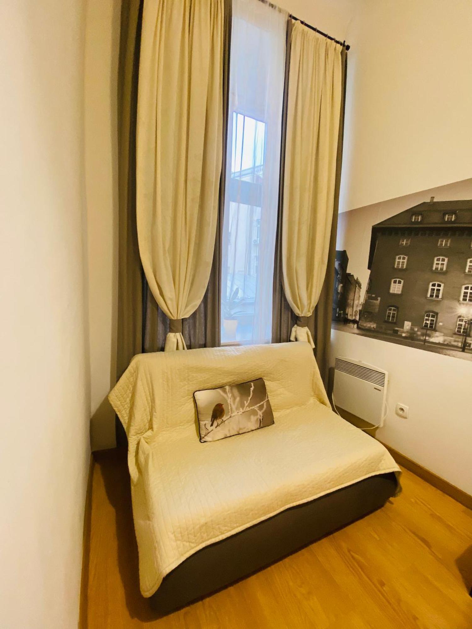 Krakow Apartments & Rooms エクステリア 写真